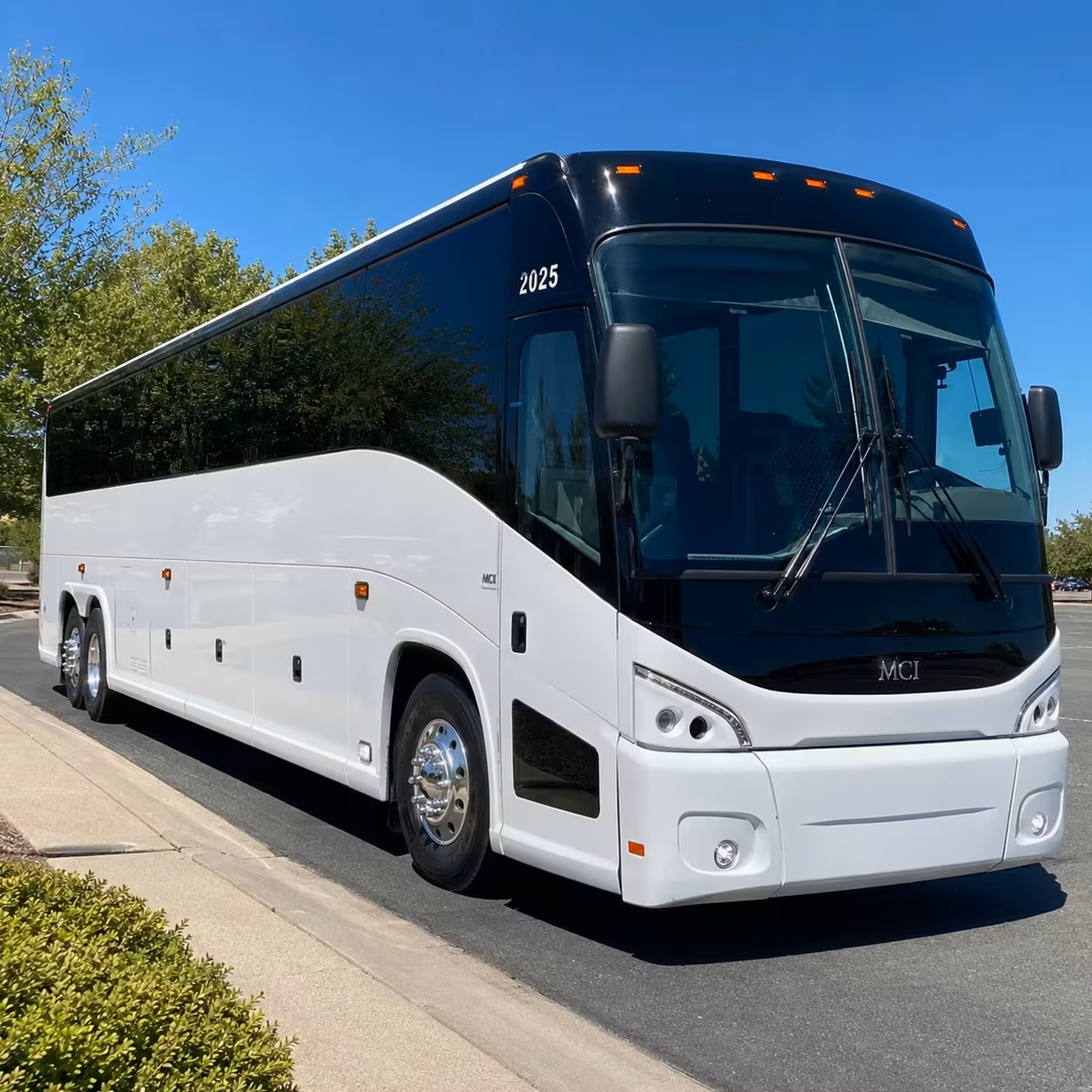 flagstaff charter bus rentals for nau faculty and staff