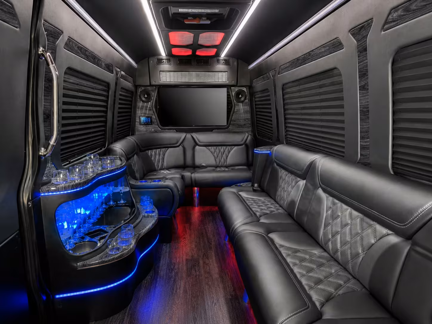 flagstaff shuttle buses for corporate events at nau