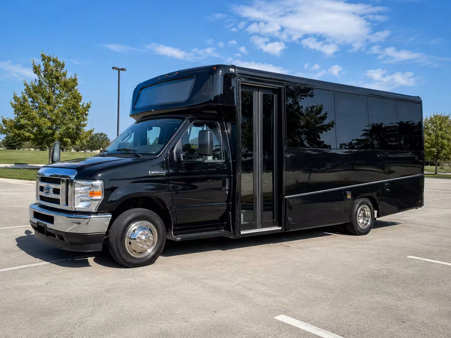 minibus options in flagstaff for smaller prom groups