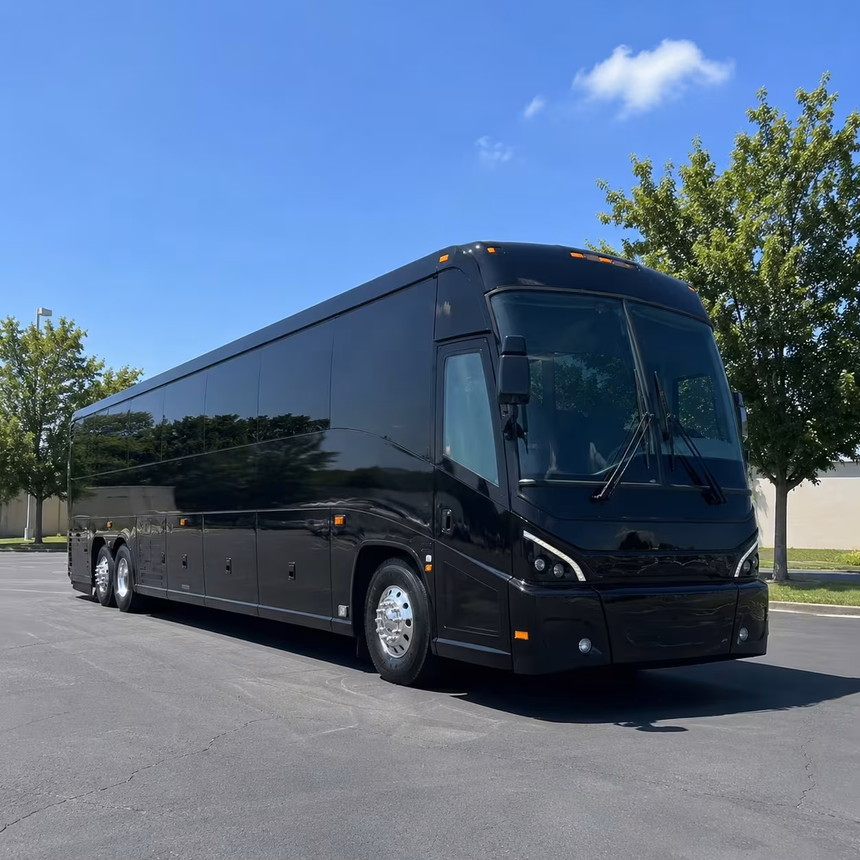 seasonal employee shuttle buses to arizona snowbowl near flagstaff