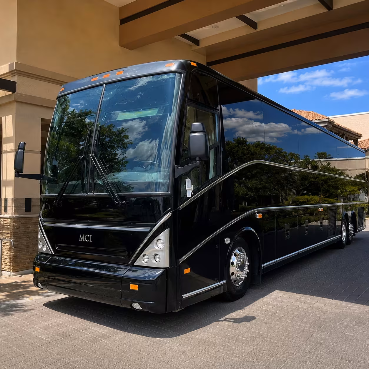 wedding guest transportation in flagstaff arizona